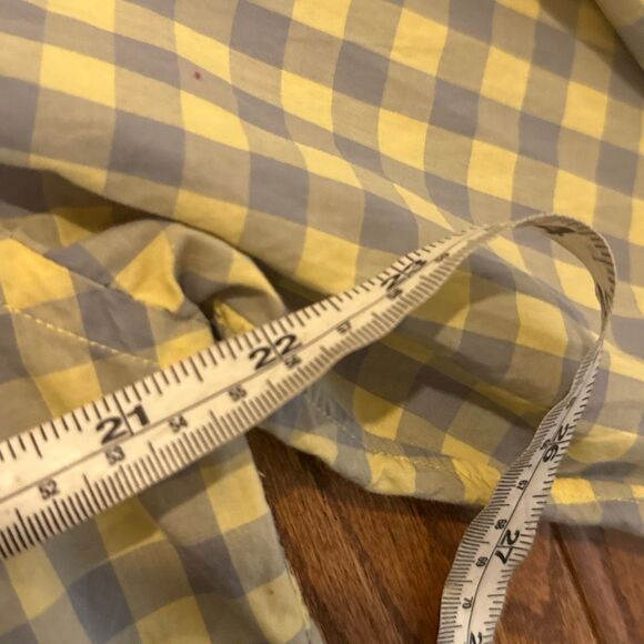 J.Crew Tailored light weight fit yellow and grey  checkered button down size lar - Picture 7 of 9